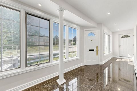 Photo 3 at 18 Olsen Drive, Donalda, Toronto