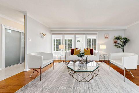 Photo 6 at 18 Olsen Drive, Donalda, Toronto