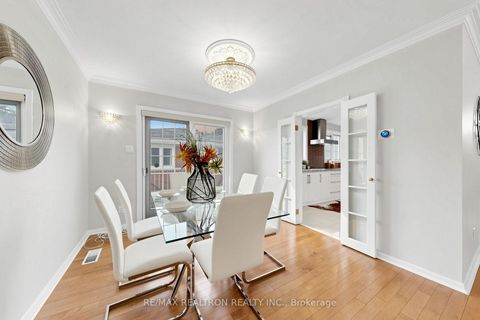 Photo 11 at 18 Olsen Drive, Donalda, Toronto