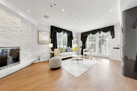 Photo 33 at 18 Olsen Drive, Donalda, Toronto