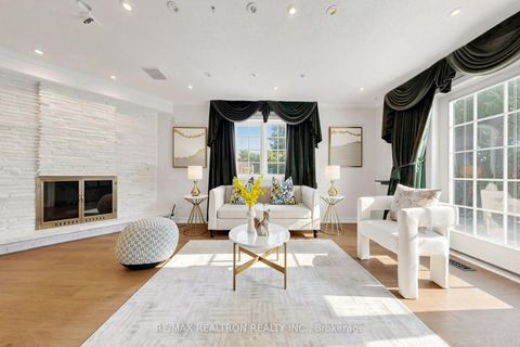 Photo 34 at 18 Olsen Drive, Donalda, Toronto