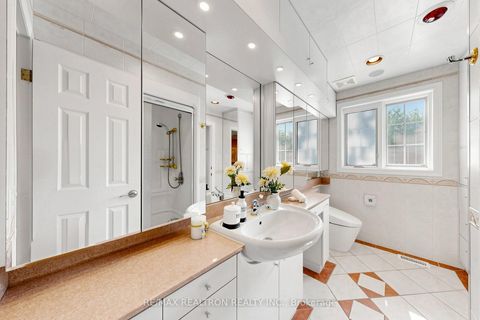 Photo 40 at 18 Olsen Drive, Donalda, Toronto