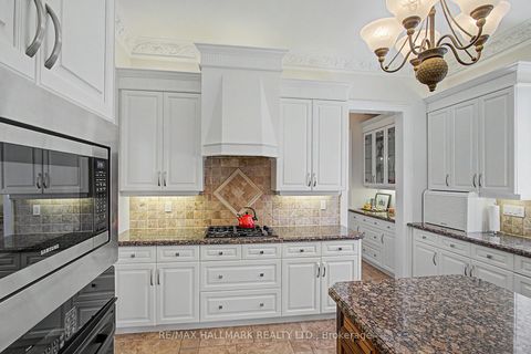 Photo 19 at 102 Duncan Road, Langstaff, Richmond Hill