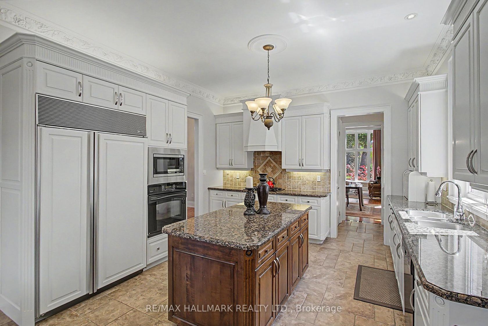102 Duncan Road, Langstaff, Richmond Hill photo number 2