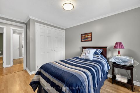 Photo 13 at 6 Ford Street, Sunnidale, Barrie