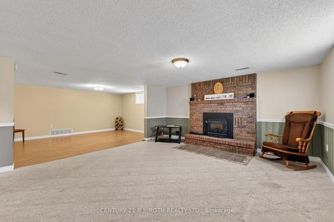 Photo 21 at 6 Ford Street, Sunnidale, Barrie