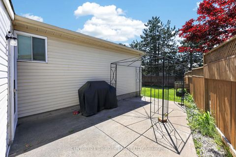 Photo 31 at 6 Ford Street, Sunnidale, Barrie