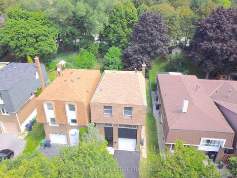 Photo 1 at 114 Loganberry Crescent, Hillcrest Village, Toronto