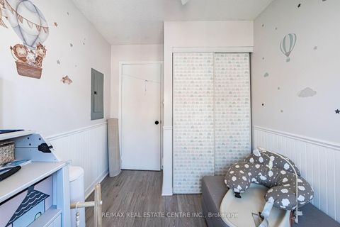 Photo 21 at 920 - 16 Laidlaw Street, South Parkdale, Toronto