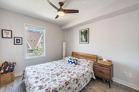 Photo 23 at 920 - 16 Laidlaw Street, South Parkdale, Toronto