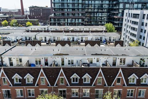Photo 38 at 920 - 16 Laidlaw Street, South Parkdale, Toronto