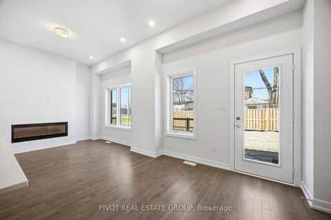 Photo 18 at 91 Danielle Moore Circle, Bendale, Toronto
