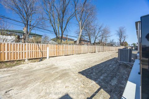 Photo 38 at 91 Danielle Moore Circle, Bendale, Toronto