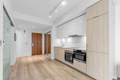 Photo 4 at 409 - 15 Queens Quay E, Waterfront Communities C8, Toronto
