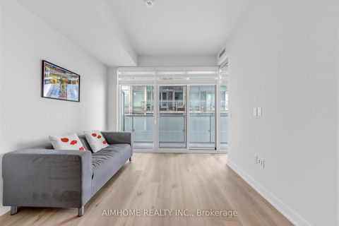 Photo 6 at 409 - 15 Queens Quay E, Waterfront Communities C8, Toronto