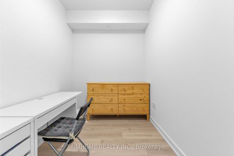 Photo 11 at 409 - 15 Queens Quay E, Waterfront Communities C8, Toronto