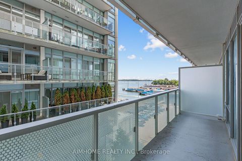 Photo 14 at 409 - 15 Queens Quay E, Waterfront Communities C8, Toronto
