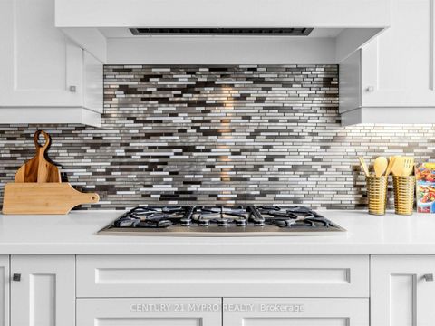 Photo 19 at 299 Spring Garden Avenue, Willowdale East, Toronto