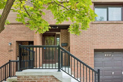 Photo 3 at 168 Song Meadoway, Hillcrest Village, Toronto