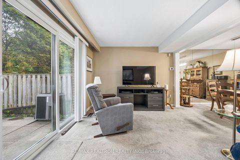 Photo 9 at 168 Song Meadoway, Hillcrest Village, Toronto