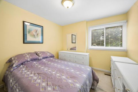 Photo 28 at 168 Song Meadoway, Hillcrest Village, Toronto