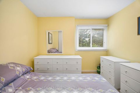Photo 30 at 168 Song Meadoway, Hillcrest Village, Toronto