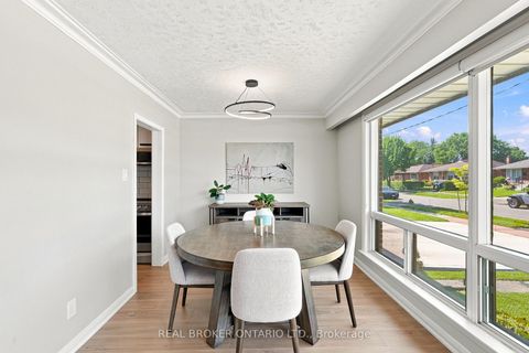 Photo 8 at 7 Allison Drive, Queensway, Toronto