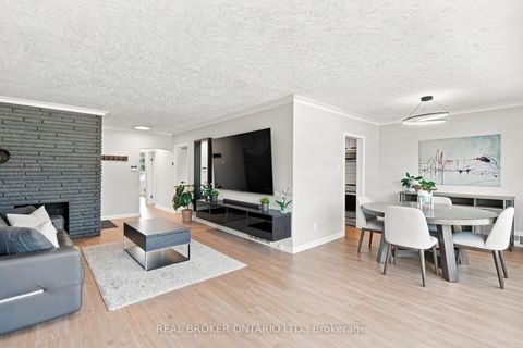 Photo 10 at 7 Allison Drive, Queensway, Toronto