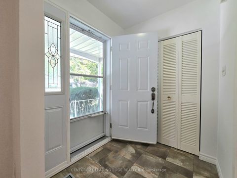 Photo 4 at 46 Adamede Crescent, Steeles, Toronto