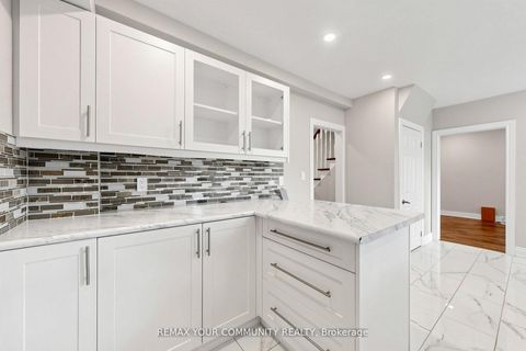 Photo 11 at 22 Havenridge Drive, The Westway, Toronto
