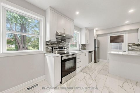 Photo 12 at 22 Havenridge Drive, The Westway, Toronto