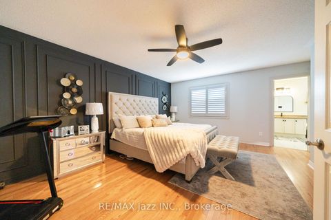 Photo 32 at 550 Bert Budd Avenue, College Manor, Newmarket