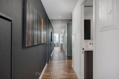 Photo 3 at 1305 - 95 Bathurst Street, Waterfront Communities C1, Toronto