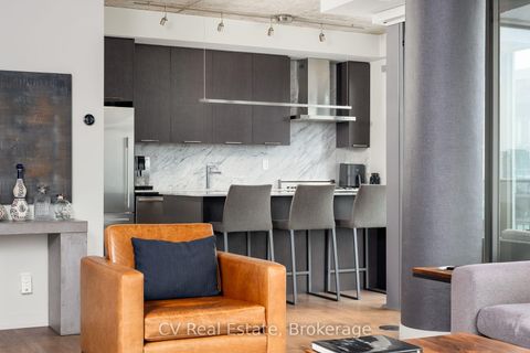 Photo 10 at 1305 - 95 Bathurst Street, Waterfront Communities C1, Toronto