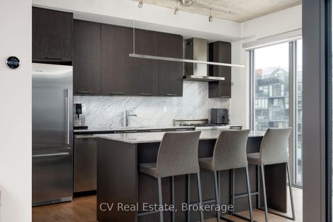 Photo 13 at 1305 - 95 Bathurst Street, Waterfront Communities C1, Toronto