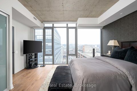 Photo 17 at 1305 - 95 Bathurst Street, Waterfront Communities C1, Toronto