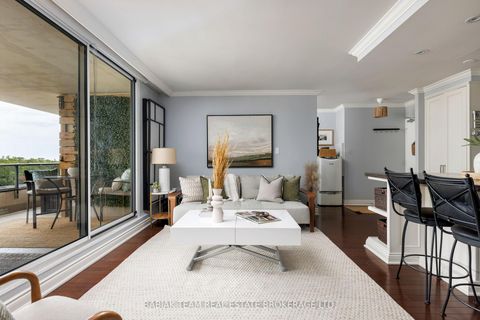 Photo 5 at 705 - 50 Quebec Avenue, High Park North, Toronto