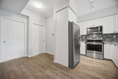 Photo 21 at 233 - 515 Kingbird Grove, Rouge E11, Toronto