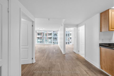 Photo 2 at 503 - 263 Wellington Street W, Waterfront Communities C1, Toronto