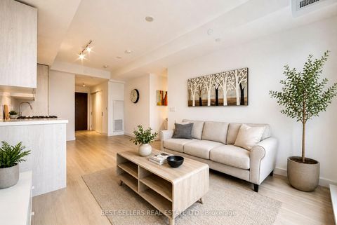 Photo 6 at 611 - 160 Kingsway Crescent, Kingsway South, Toronto