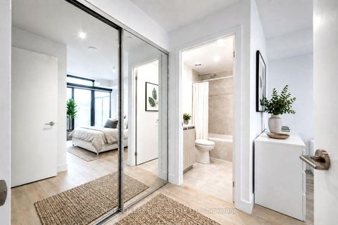 Photo 10 at 611 - 160 Kingsway Crescent, Kingsway South, Toronto