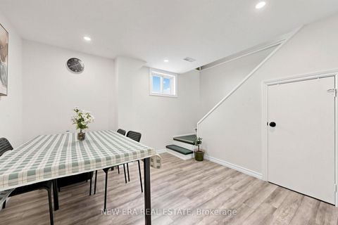 Photo 23 at 247 Muriel Street, College Manor, Newmarket