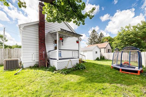 Photo 32 at 247 Muriel Street, College Manor, Newmarket
