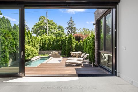 Photo 4 at 108 Stratford Crescent, York Mills, Toronto