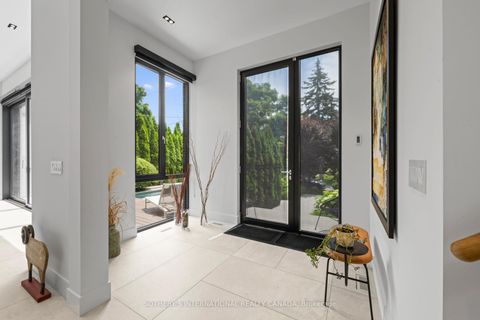 Photo 5 at 108 Stratford Crescent, York Mills, Toronto