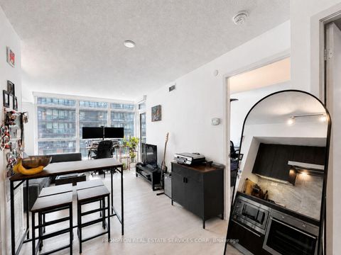 Photo 2 at 1015 - 80 Queens Wharf Road, Waterfront Communities C1, Toronto