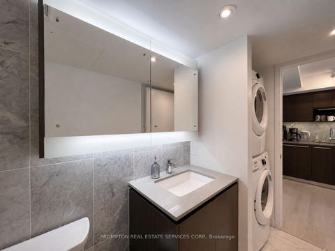 Photo 17 at 1015 - 80 Queens Wharf Road, Waterfront Communities C1, Toronto