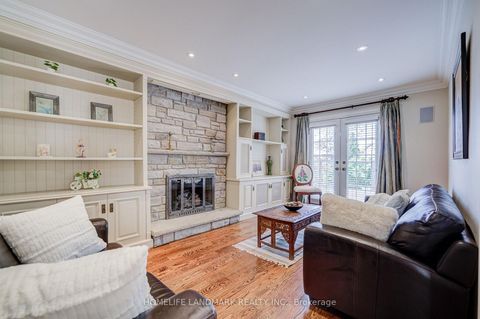 Photo 12 at 37 Maimonides Court, Yorkhill, Vaughan