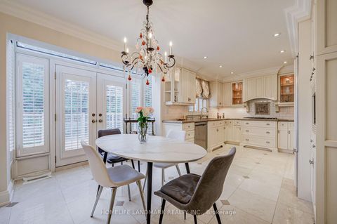 Photo 15 at 37 Maimonides Court, Yorkhill, Vaughan