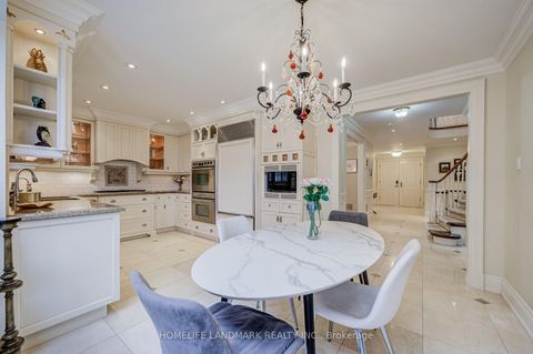 Photo 16 at 37 Maimonides Court, Yorkhill, Vaughan